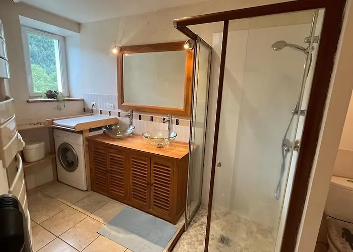 5 Personnes Avec Espace Plein Air